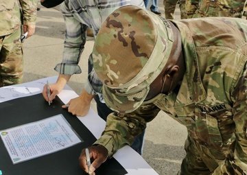 Deployed Soldiers join to recognize Sexual Assault Awareness and Prevention Month in Poland
