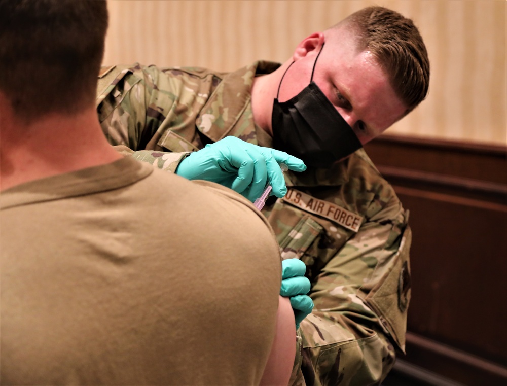 Georgia Air National Guard vaccinates 3rd Infantry Division Soldiers