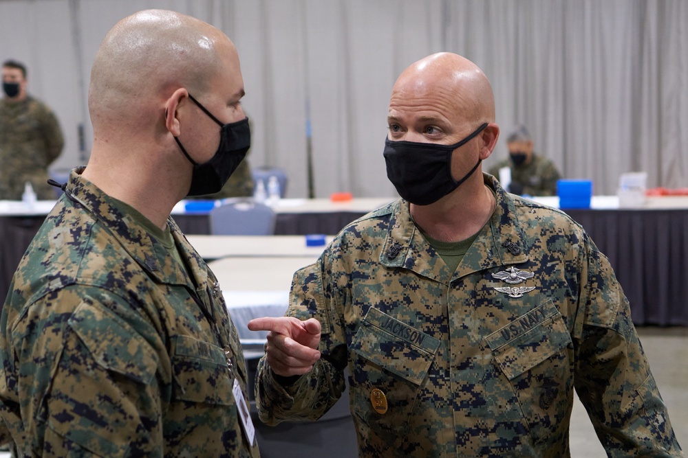 2nd Marine Logistics Group staff visits the community vaccination center in Philadelphia
