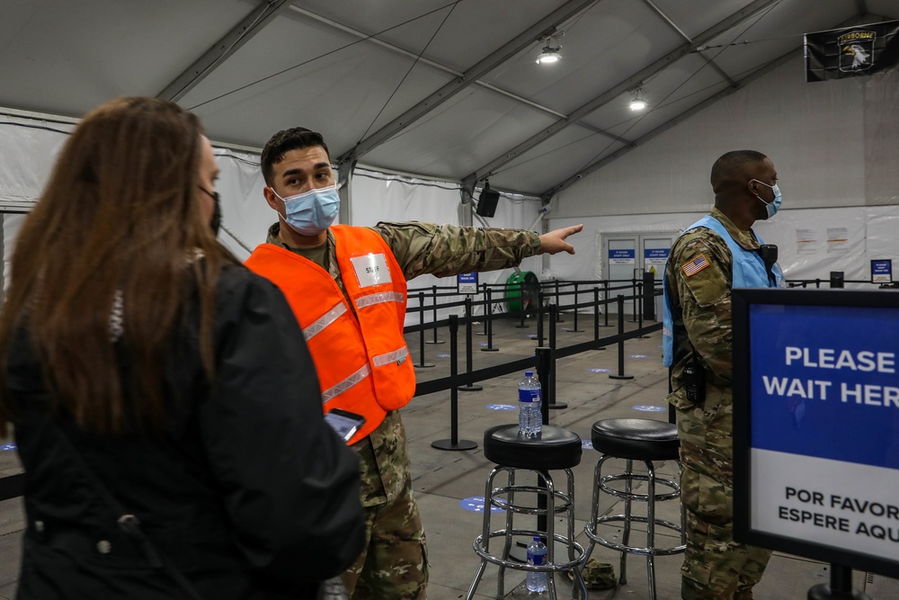 101st Soldiers continue to support FEMA at the United Center CVC in Chicago