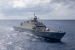 USS Sioux City (LCS 11) transits the Caribbean Sea
