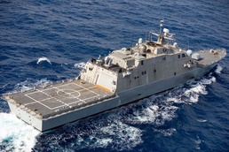 USS Sioux City (LCS 11) transits the Caribbean Sea