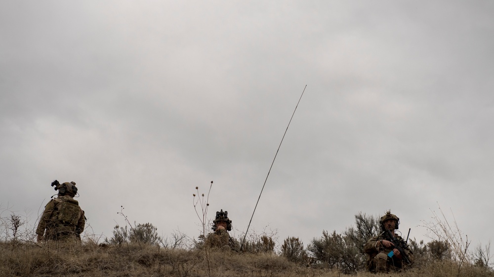 124th Air Support Operations Squadron Trains with 124th Security Forces