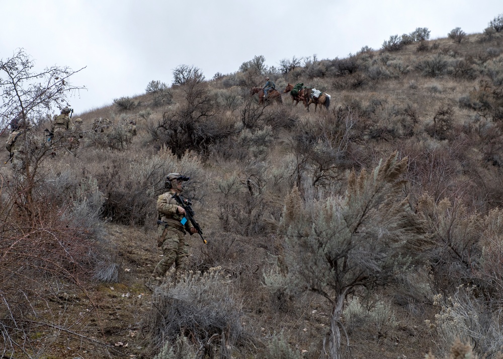 124th Air Support Operations Squadron Trains with 124th Security Forces