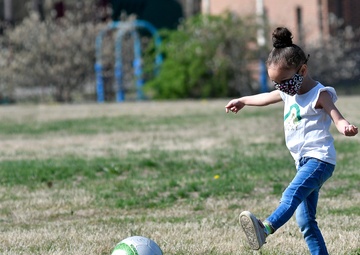 Fitness instructor does his part to keep kids active, healthy