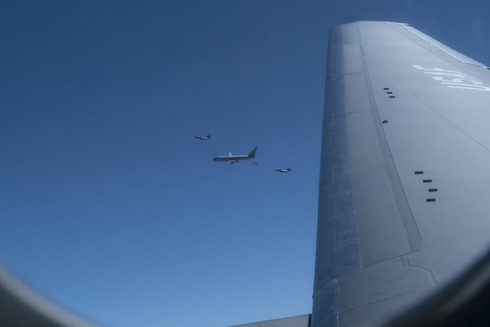 Members of US Congress attend KC-46A Pegasus orientation flight