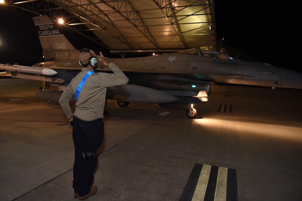 169th Fighter Wing F-16s depart to support Southwest Asia deployment