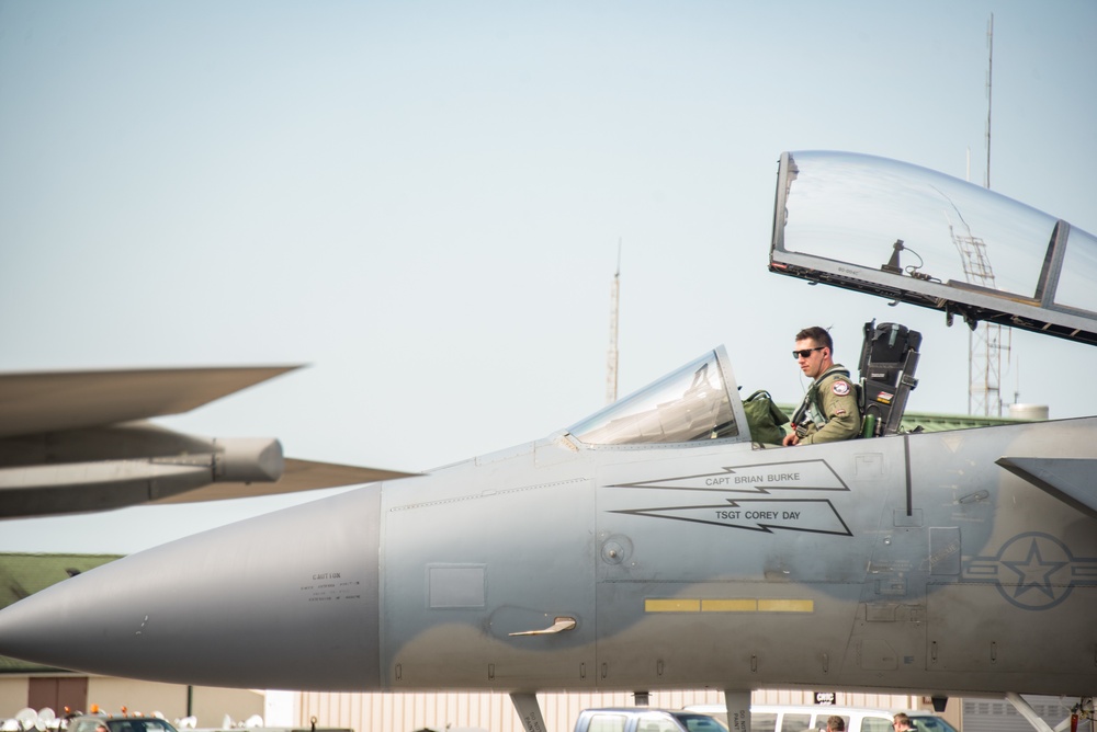 F-17C pilot exits out of aircraft after morning training exercise