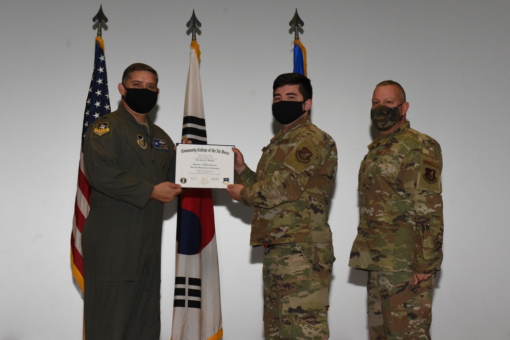 CCAF Graduation Ceremony Honors Enlisted Airmen