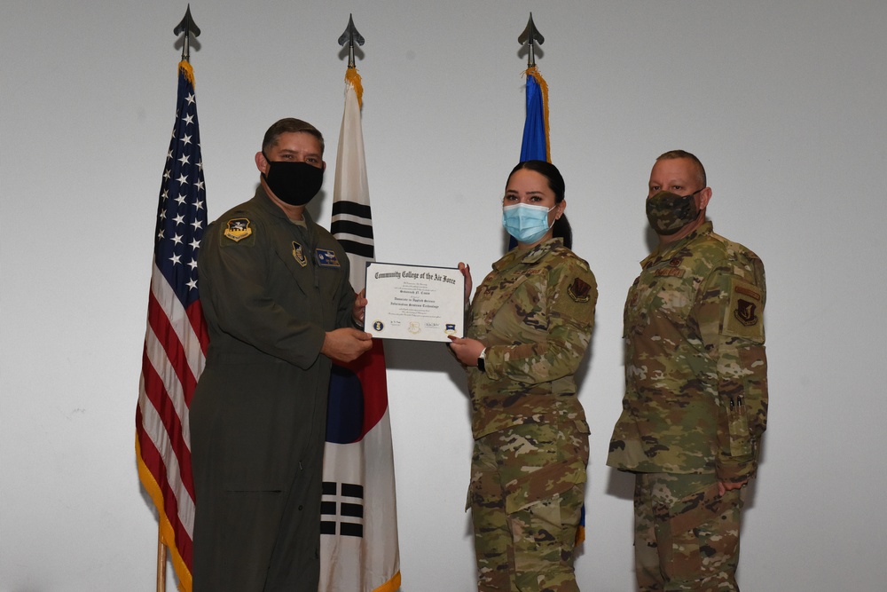 CCAF Graduation Ceremony Honors Enlisted Airmen