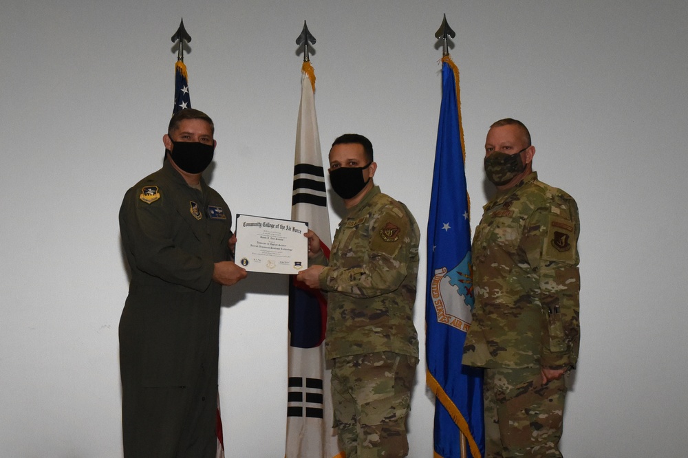 CCAF Graduation Ceremony Honors Enlisted Airmen