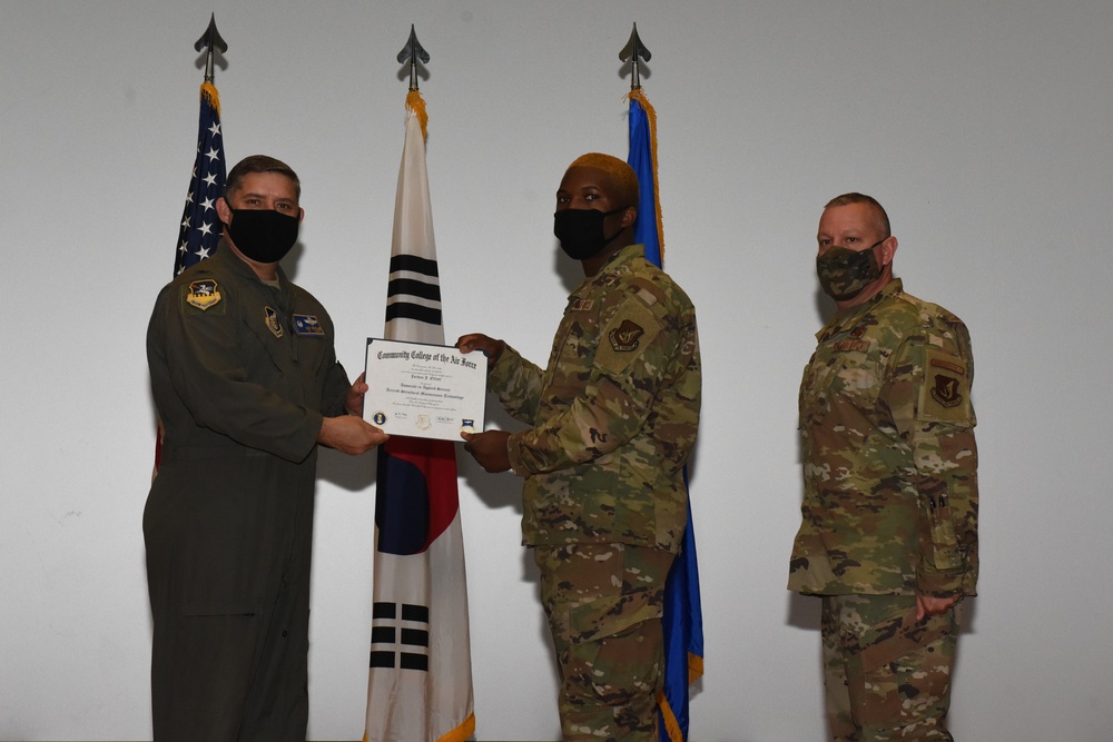 CCAF Graduation Ceremony Honors Enlisted Airmen