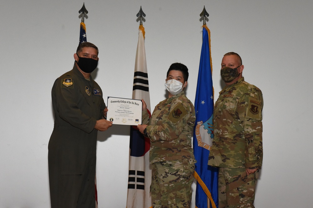 CCAF Graduation Ceremony Honors Enlisted Airmen