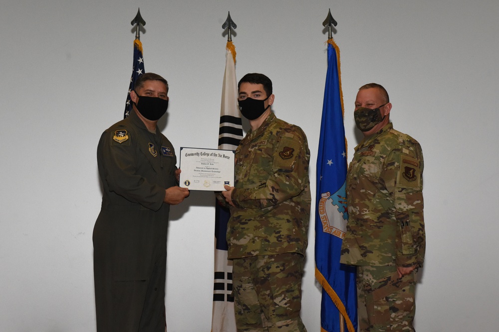 CCAF Graduation Ceremony Honors Enlisted Airmen