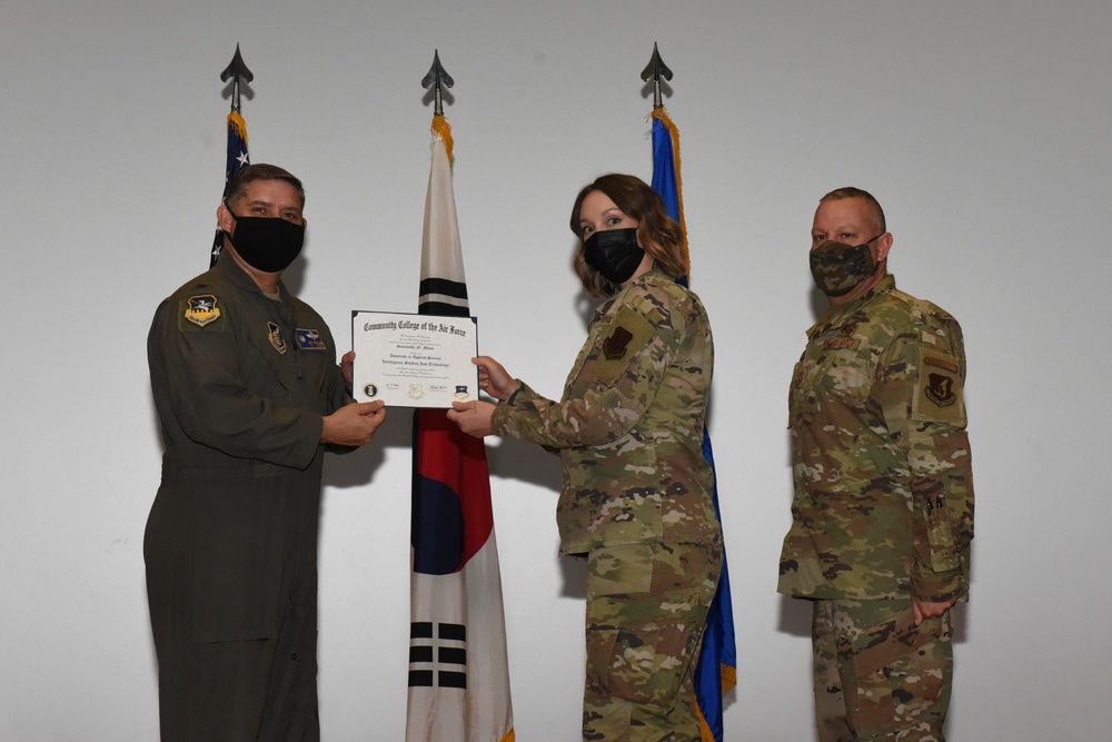 CCAF Graduation Ceremony Honors Enlisted Airmen