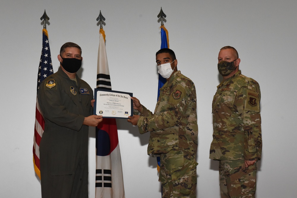 CCAF Graduation Ceremony Honors Enlisted Airmen