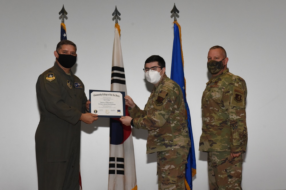 CCAF Graduation Ceremony Honors Enlisted Airmen