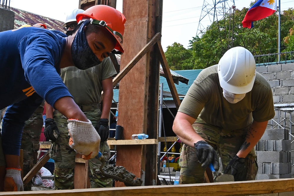 Balikatan 21: Barangay Angeles classroom build