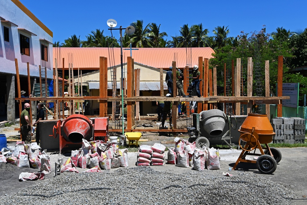 Balikatan 21: Barangay Duhat daycare center build