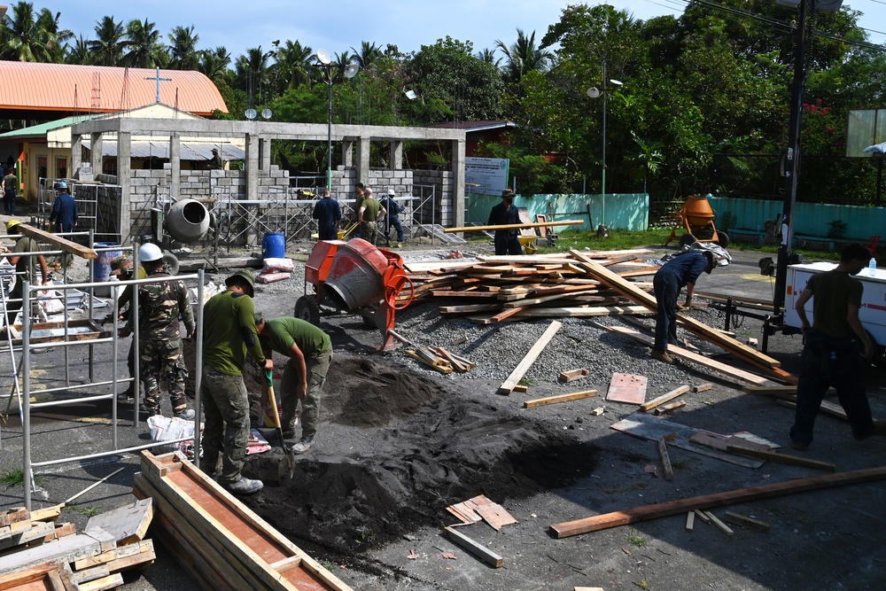 Balikatan 21: Barangay Duhat daycare center build