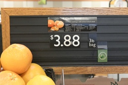 DAT nutrition ID labels to help Robins Commissary shoppers spot healthy foods on shelves