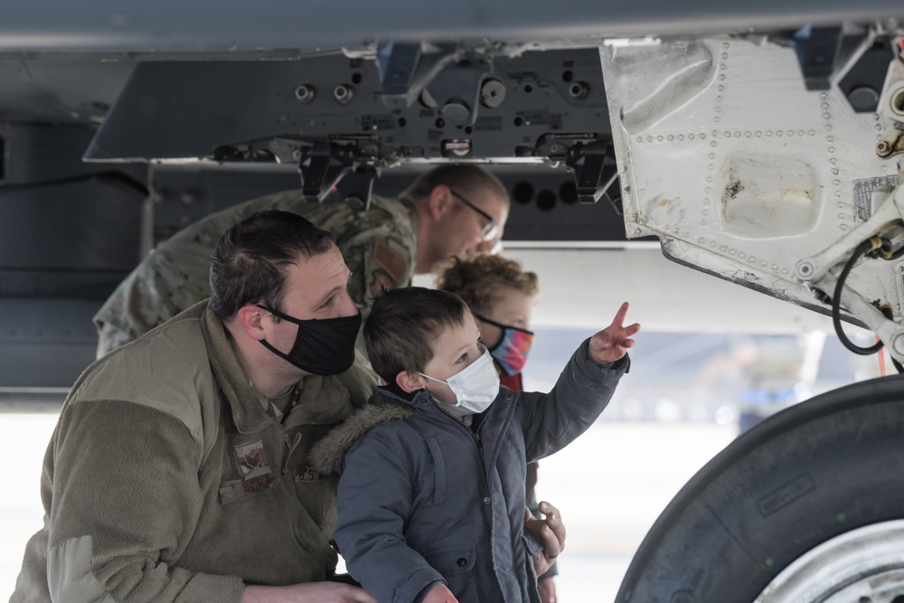 RAF Lakenheath honors military children