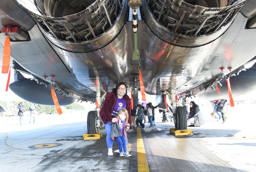 RAF Lakenheath honors military children