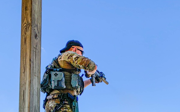 Swedish special operations forces train with NSW Stennis commands