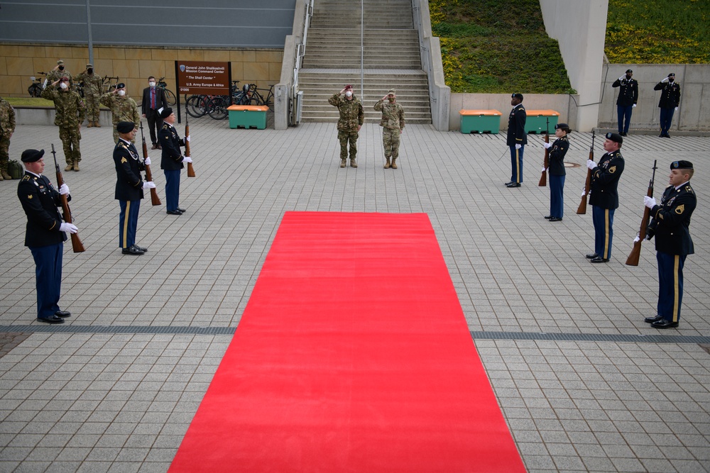 Brigadier General Miha Škerbinc visits U.S. Army Europe and Africa headquarters