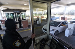 Fort Knox gate guards remain vigilant rain or shine, despite challenges
