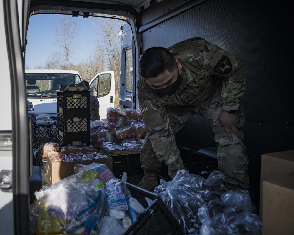 Washington National Guard delivers food to Bonney Lake area residents