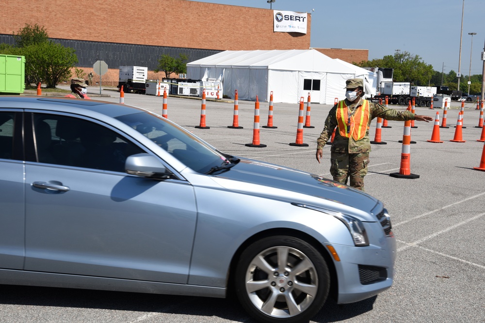 South Carolina National Guard teams up with federal and state agencies to support mass vaccination site