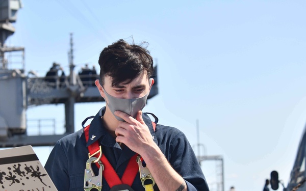 Blue Ridge Sailors Conduct Working Aloft Maintenance