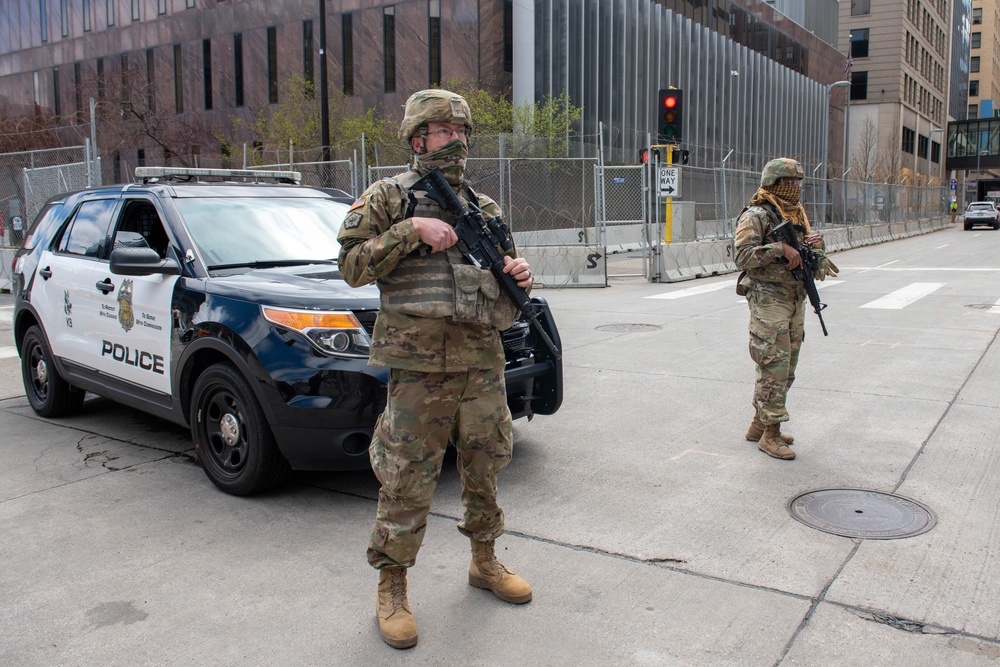 Minnesota National Guard provides support to Operation Safety Net