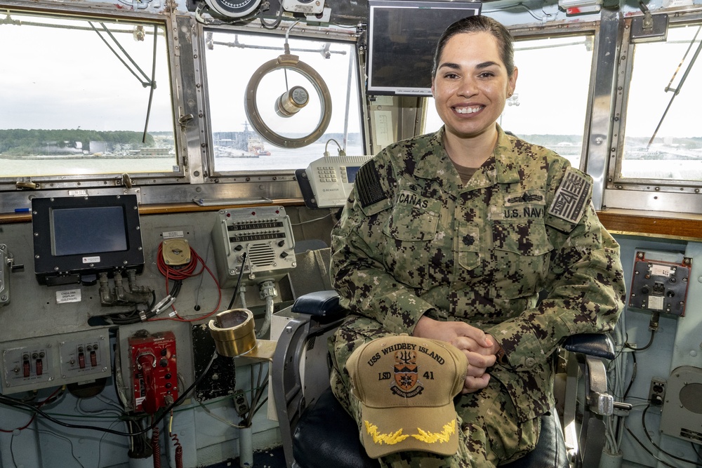 USS Whidbey Island (LSD 41) CO Portraits