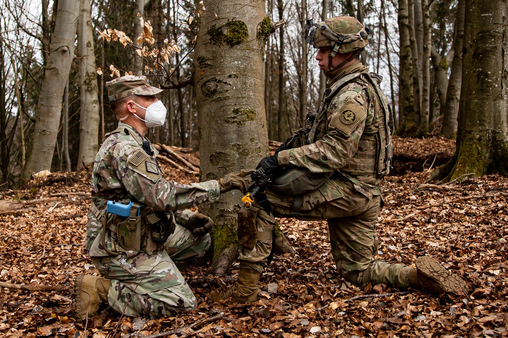 OC/Ts train soldiers with 2CR