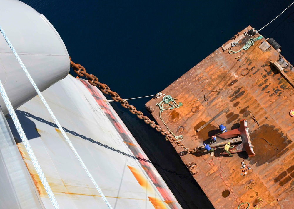 USS Hershel &quot;Woody&quot; Williams maintenance in Croatia