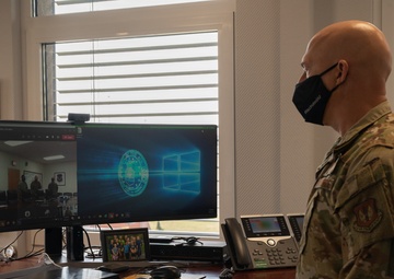 Airlifter of the Week: 65th ABS NCO leads transient alert