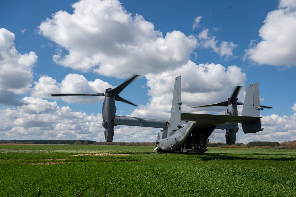 321st Special Tactics Squadron Fast Rope Training