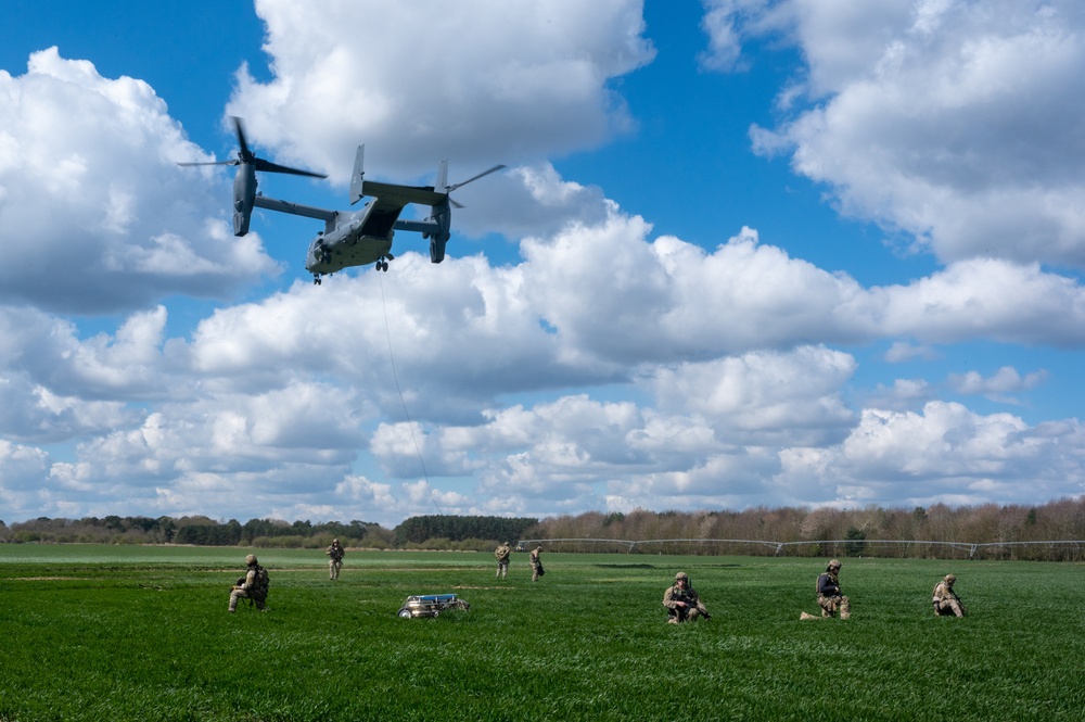 321st Special Tactics Squadron Fast Rope Training