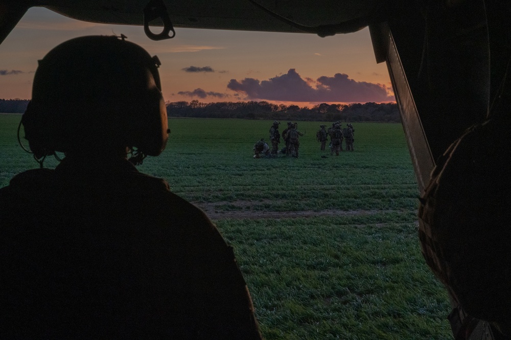 321st Special Tactics Squadron Fast Rope Training