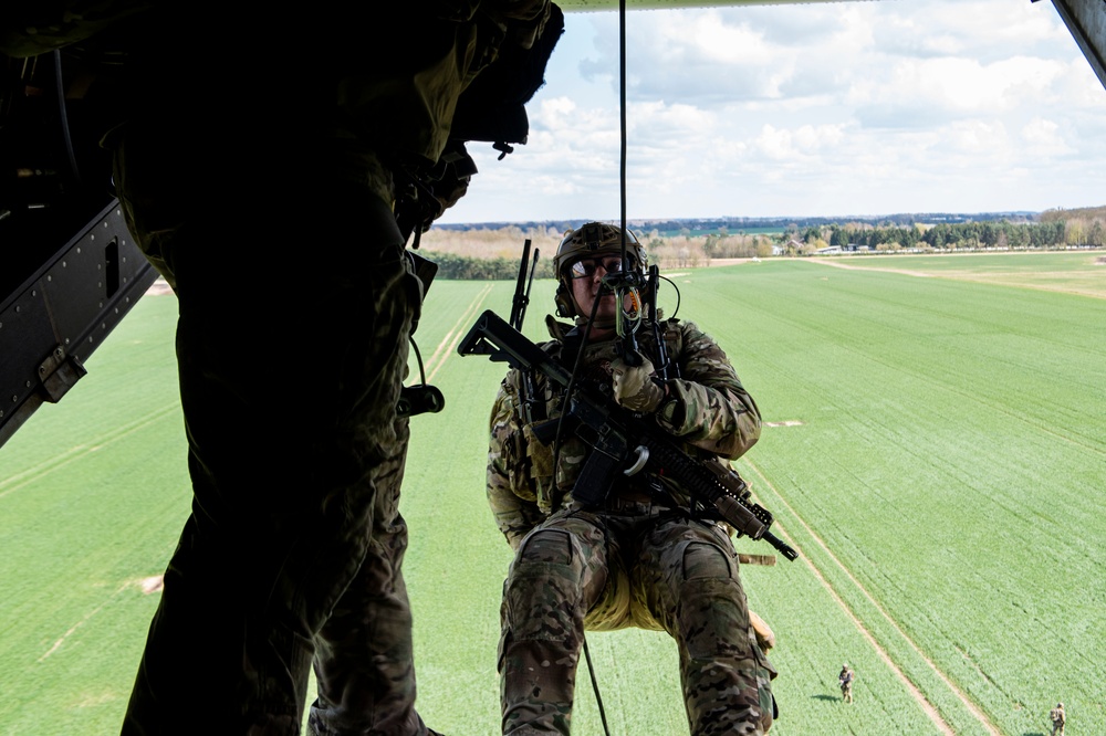 321st Special Tactics Squadron Fast Rope Training