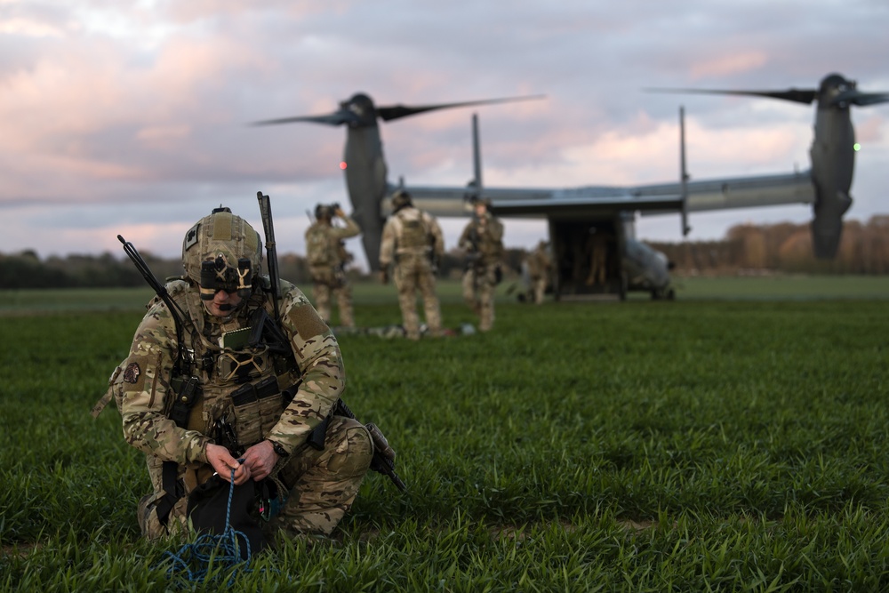 321st Special Tactics Squadron Fast Rope Training