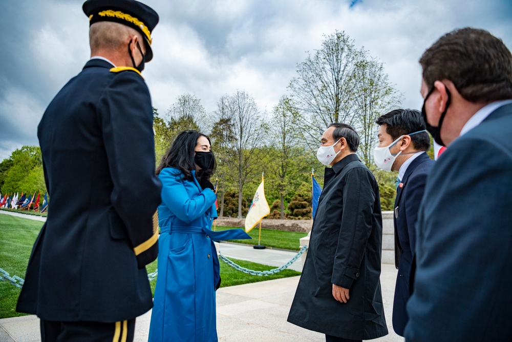 Prime Minister of Japan Yoshihide Suga Visits Arlington National Cemetery