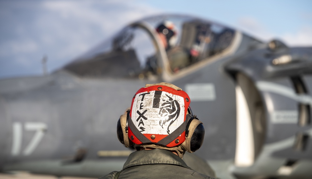 Marine Bulldogs Prepare to Fly