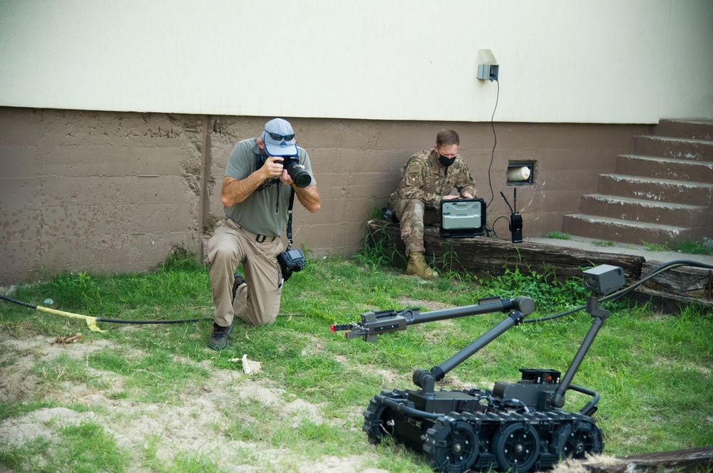 New EOD robot arrival