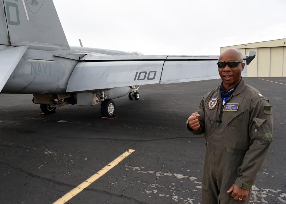 America's Navy displays F/A-18E Super Hornet in Austin, Texas