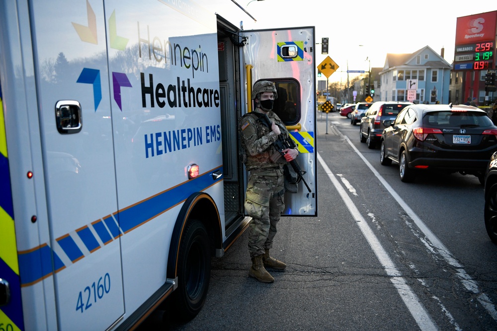 Minnesota Guardsmen provide security for emergency services