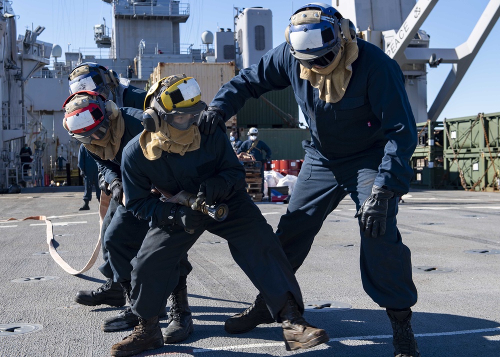 USS Carter Hall Conducts Damage Control Training
