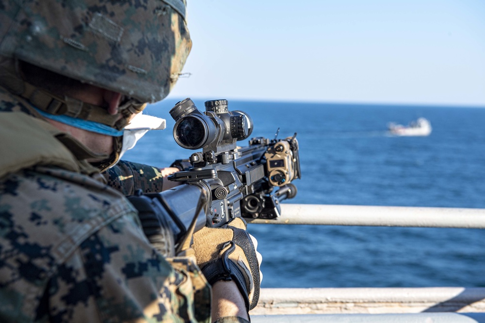 USS Carter Hall Conducts Counter-Piracy Training